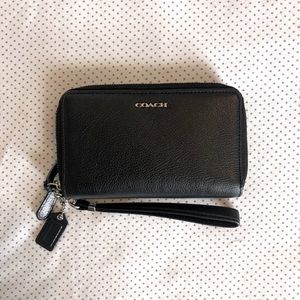 Coach Black Leather Bifold Wallet/wristlet